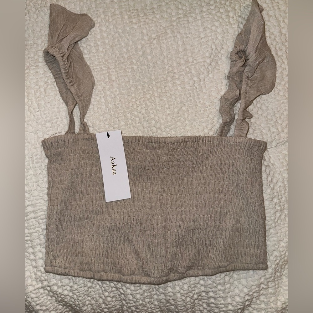 NWT Light Taupe Ruffled Sleeves Stretchy Crop Top - Picture 5 of 9